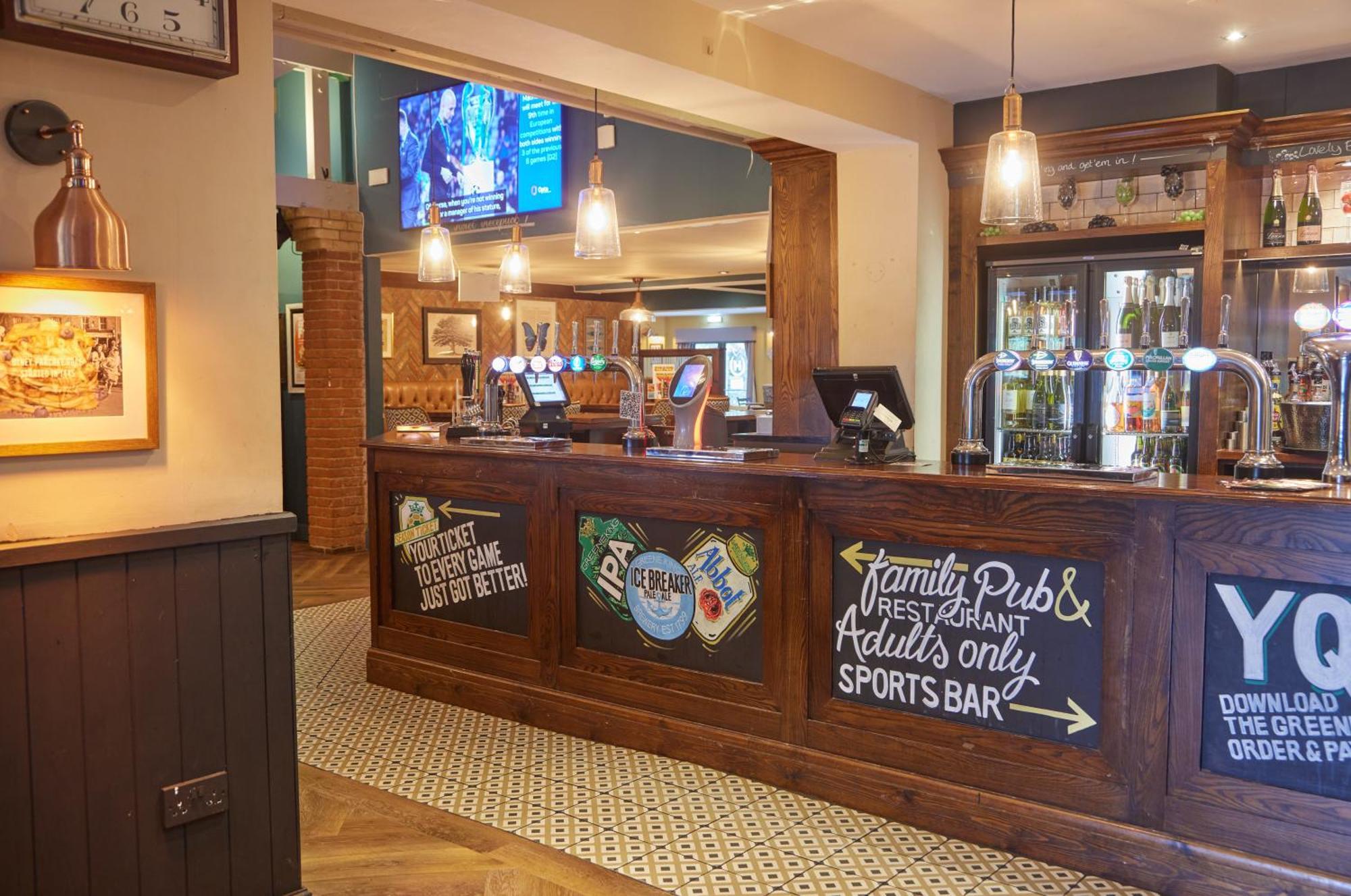The Broughton Hotel By Greene King Inns Milton Keynes Exterior foto