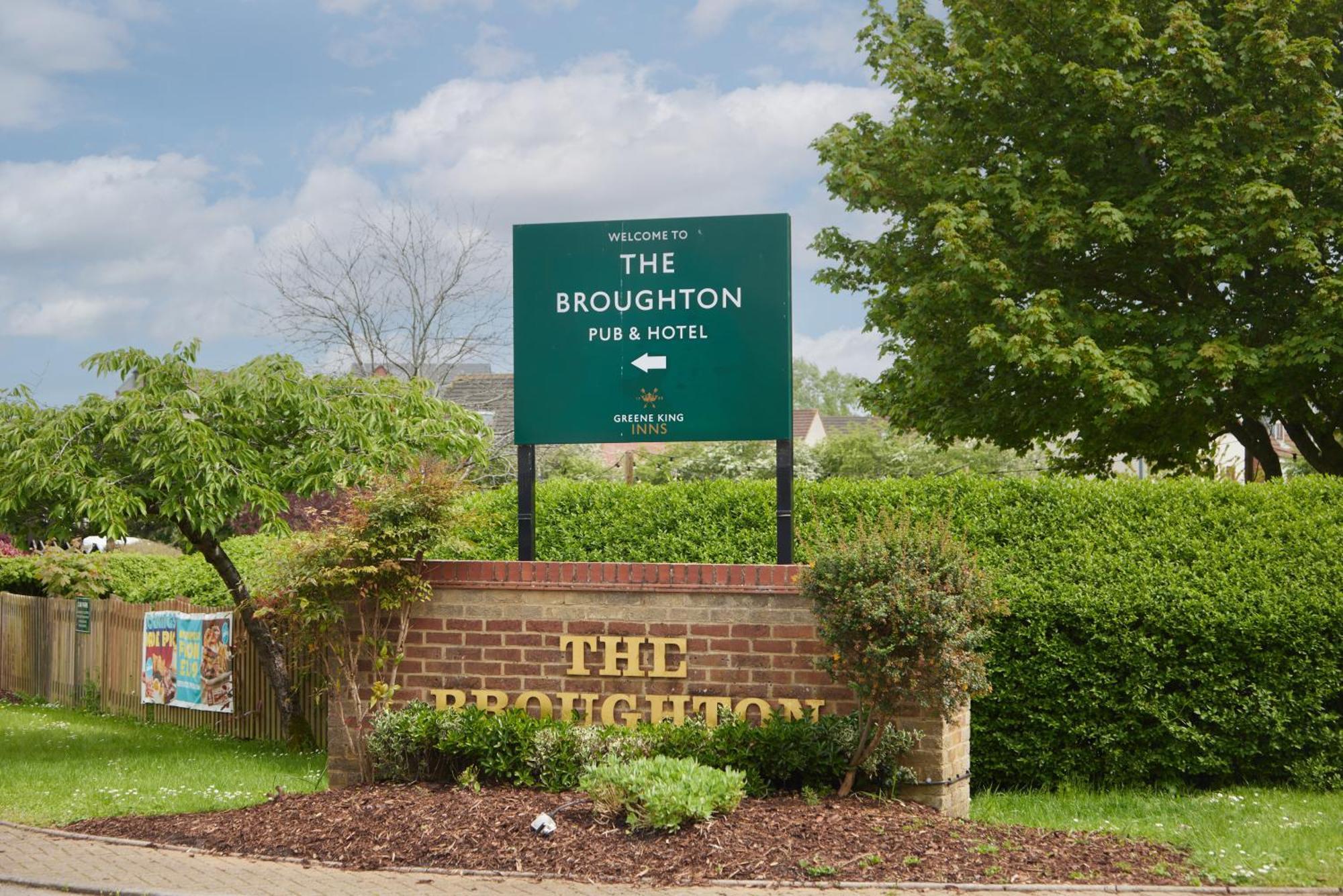 The Broughton Hotel By Greene King Inns Milton Keynes Exterior foto